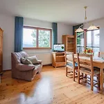 Nyaraló Urlaubsbauernhof Wabnig Moosburg