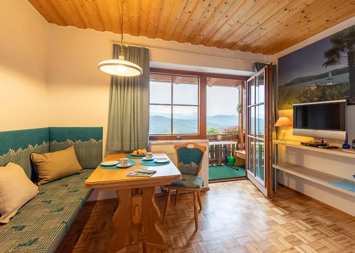 Urlaubsbauernhof Wabnig Holiday home Moosburg